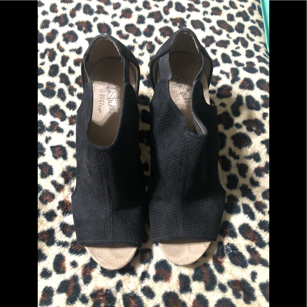 Life Stride “Hinx” Wedge Sandal
